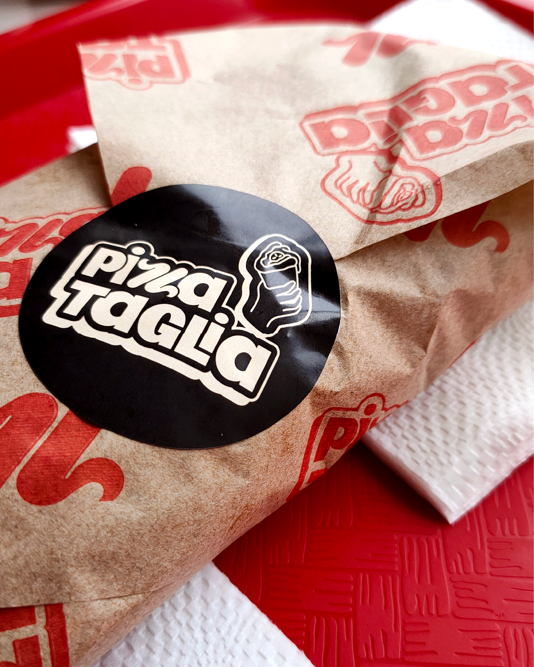 pizzataglia-logo-designer-lille-nord